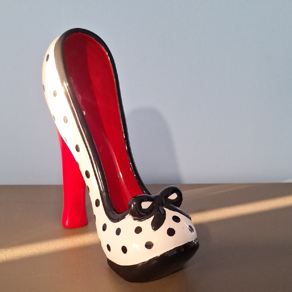 Decorative High Heel - Picture 2 of 9